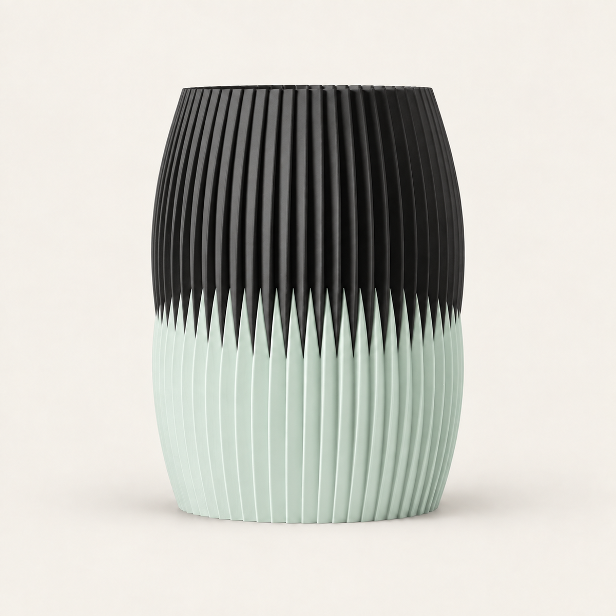 Novimea — Schwarz / Mint. Farbvisualisierung nach Originaldesign; Lieferumfang laut Produktbeschreibung.
