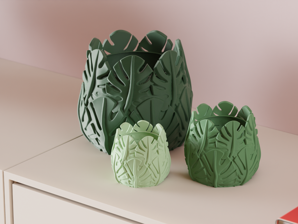 Monstera Themed Planter. Monstera Leaf Plant Pot — Originaldesign im Einsatz, Abstractia Design. Weitere Beispielfarben/Größen; bestellbare Auswahl und Lieferumfang laut Produktseite.